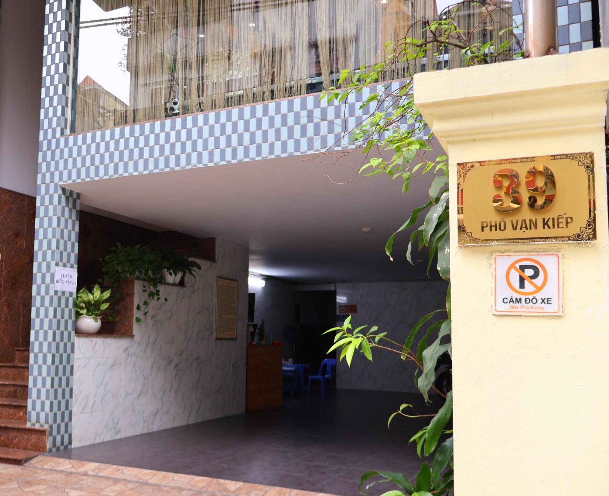 Van Xuan Hotel Ханой Экстерьер фото